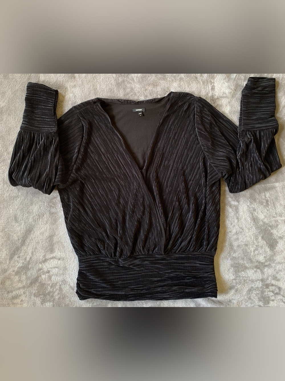 Express Women's Black V-Neck Pleated Blouse